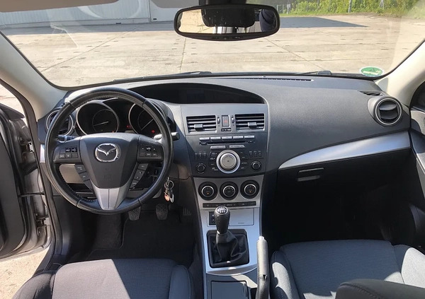 Mazda 3 cena 17700 przebieg: 200000, rok produkcji 2010 z Łódź małe 704